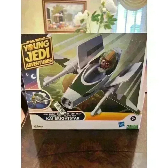Star Wars Young Jedi Kai Brightstar Toy - Picture 1 of 2